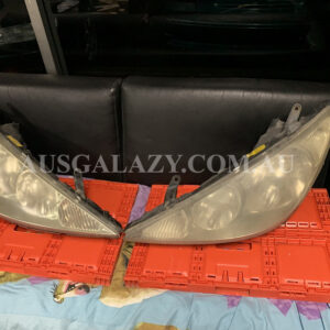Toyota Estima ACR30 Head Lights